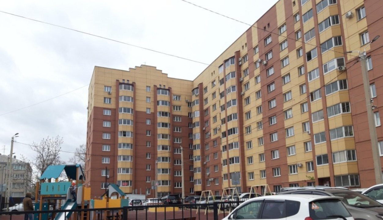 Ул. Тополиная, 82